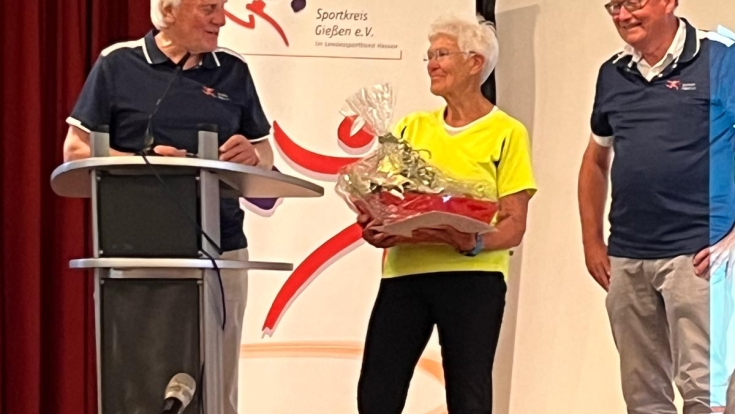 Heidrun Neidel als „Aushängeschild des Sportkreises“ ausgezeichnet